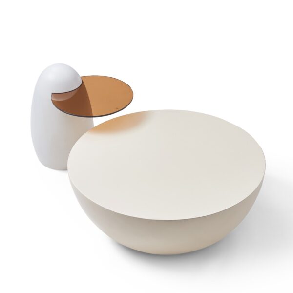Eurneid Nesting Coffee Table Set - Image 2